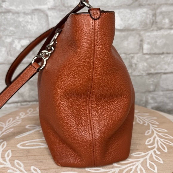 Authentic Coach Sophia Pebble Leather tote,cognac color, Pin mount coach logo ❤️ - Picture 6 of 11